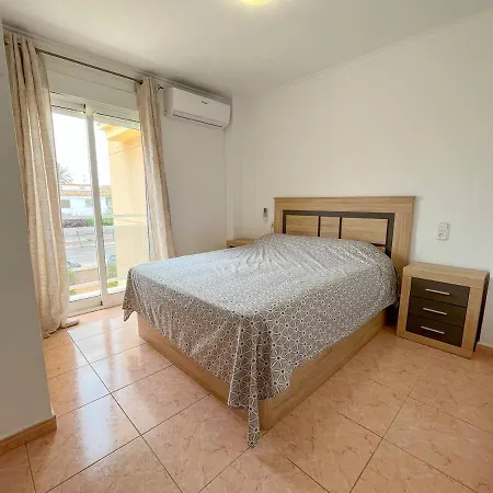 Apartment Charming 2-bed In